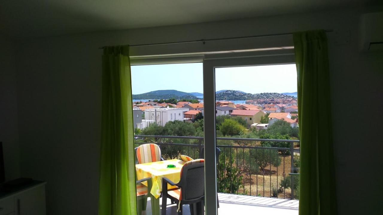 Apartman Laura Tribalj Exteriér fotografie