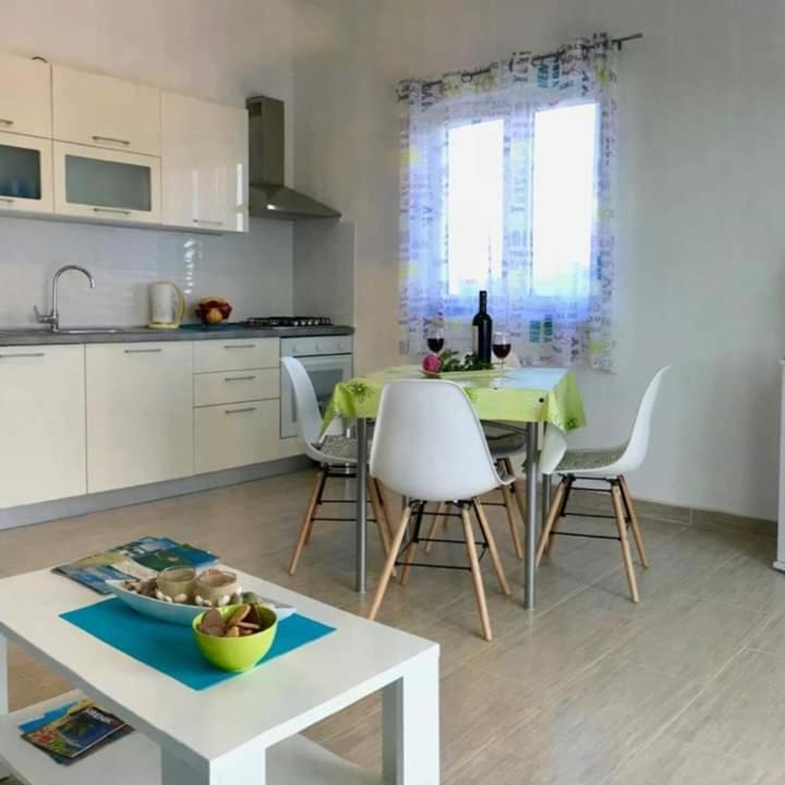 Apartman Laura Tribalj Exteriér fotografie